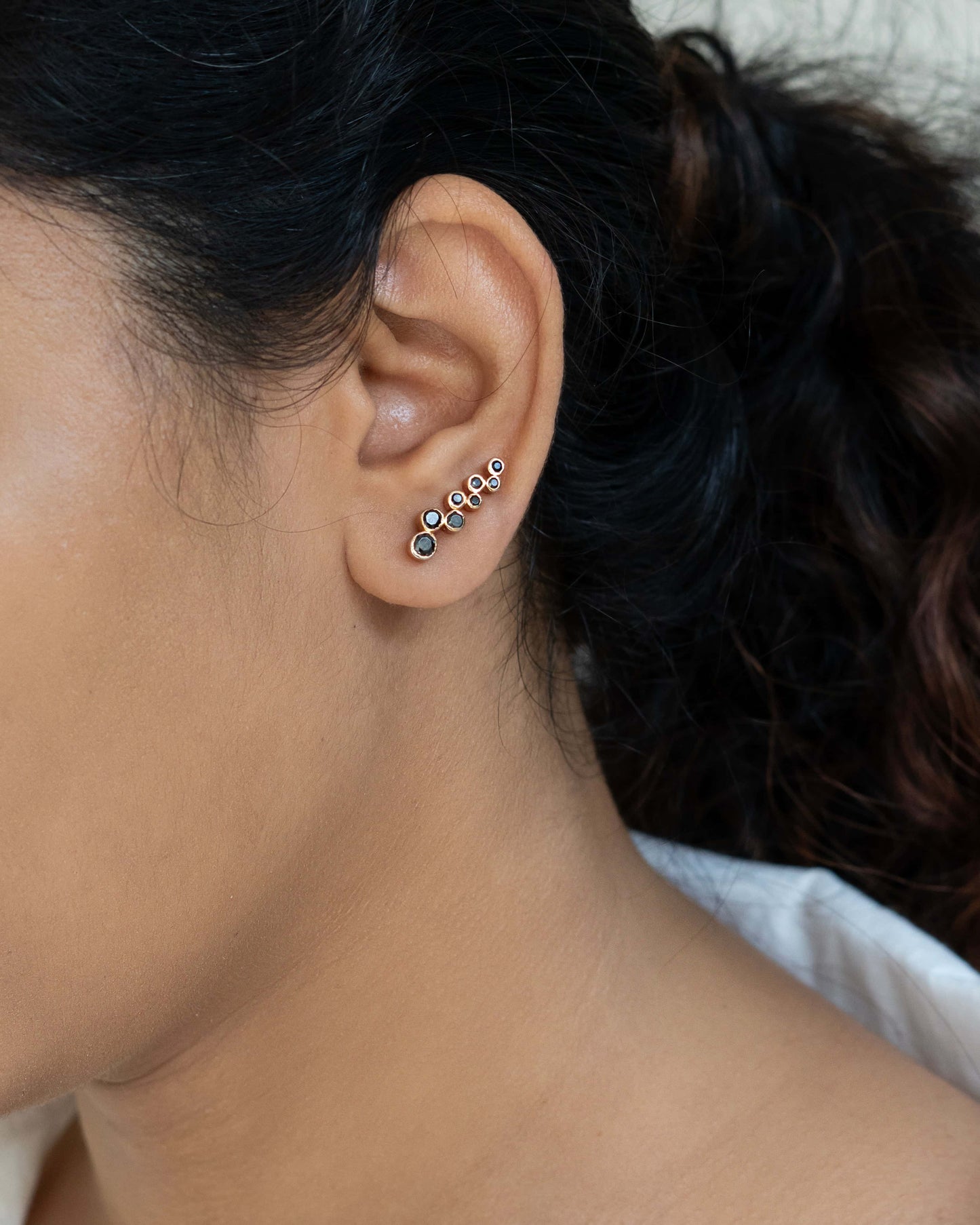 Noir Climbers Earring