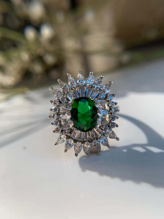 Green Cocktail Ring with Emerald Stone Surrounded by Diamonds