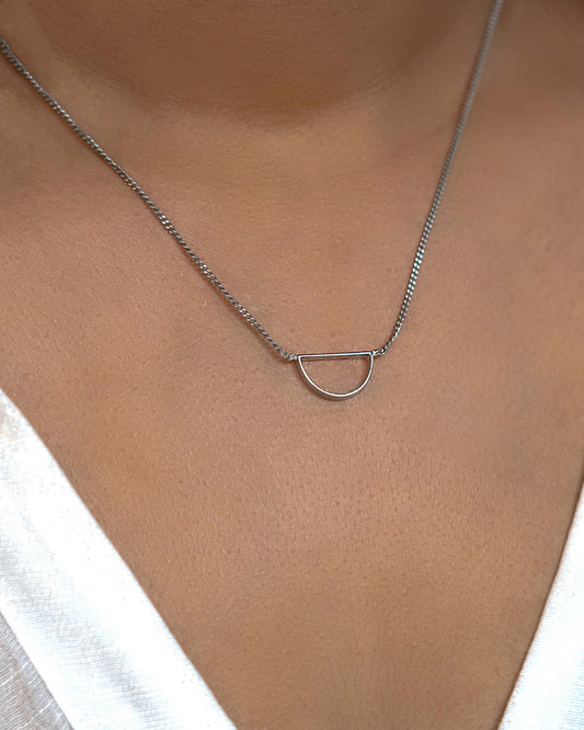 Luna Arc Pendant