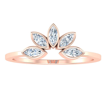Sunflower Ring with elegant floral design and sparkling gemstones.