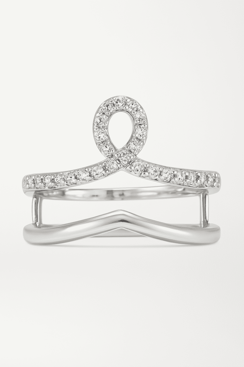 Crown Ring with elegant design and sparkling details.